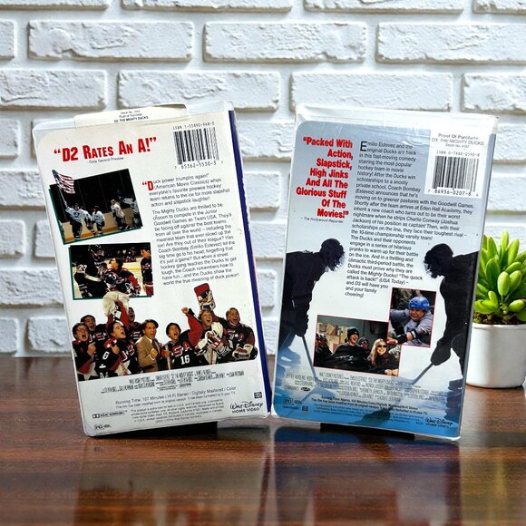 The Mighty Ducks VHS Lot of 2 -D2, D3, Animated Disney Version, Emilio Estevez - Picture 2 of 2